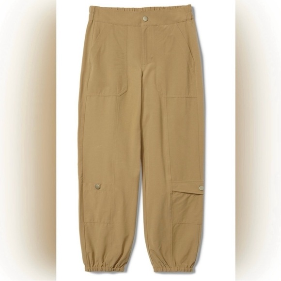 Cabi Galaxy Cargos 6480. Size medium. Spring season 2024. - Picture 2 of 6